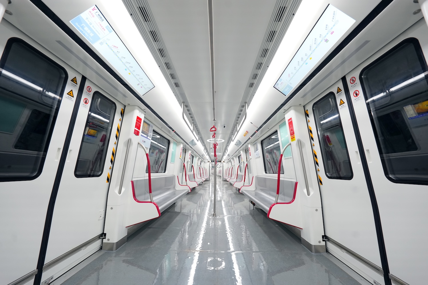 開通倒計(jì)時(shí) 解鎖廣州地鐵十號線全自動(dòng)運(yùn)行體驗(yàn)