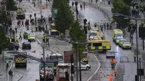 英國利物浦發(fā)生汽車衝撞球迷事件 27人受傷