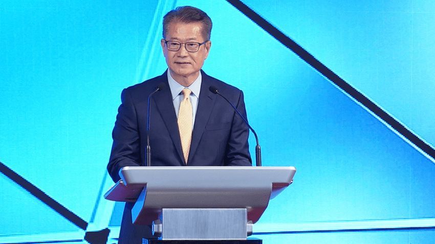 陳茂波：輸入人才計劃接獲逾47萬宗申請 逾31萬宗已獲批