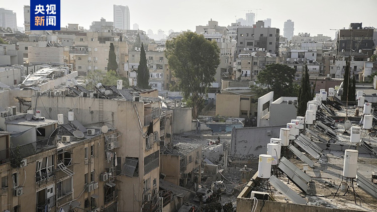 以方稱伊朗發(fā)動11輪襲擊 包括370枚彈道導(dǎo)彈和上百架無人機