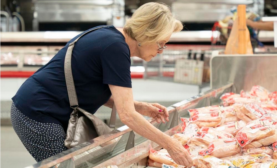 美國5月零售銷售額環(huán)比下降0.9% 降幅高於市場預(yù)期