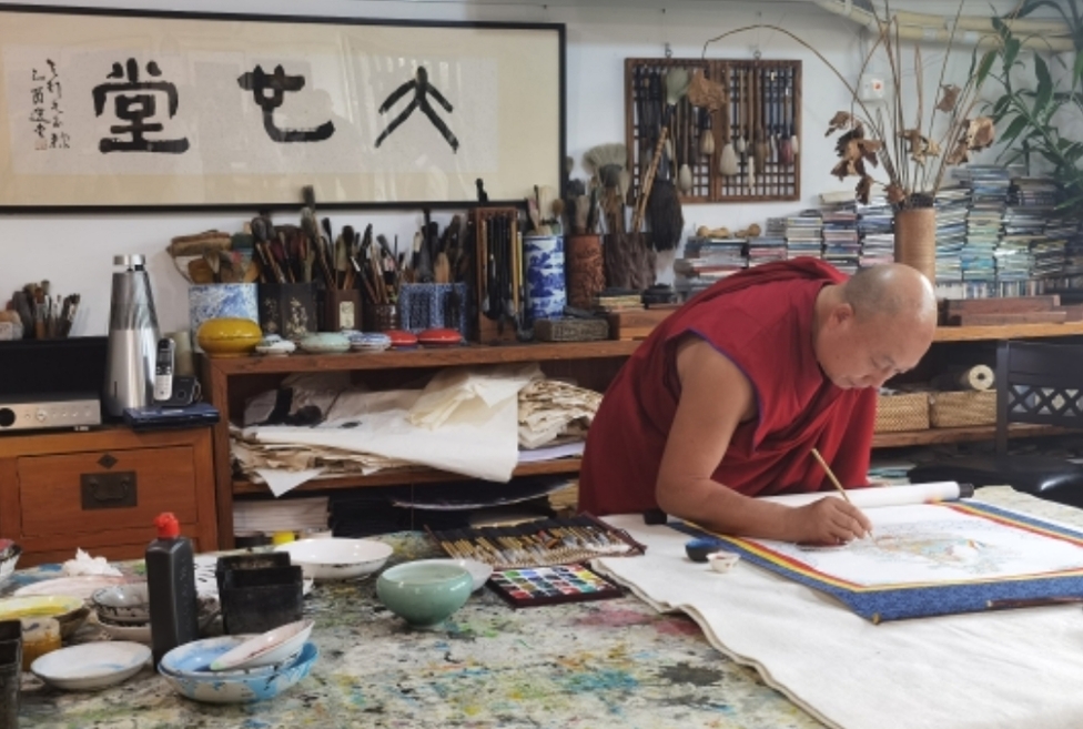 熱貢唐卡對(duì)話香港水墨 名家合繪譜藝術(shù)新篇