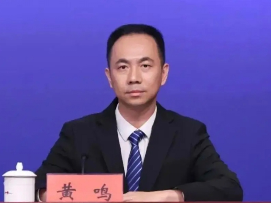 「80後」黃鳴任河源市龍川縣委書(shū)記