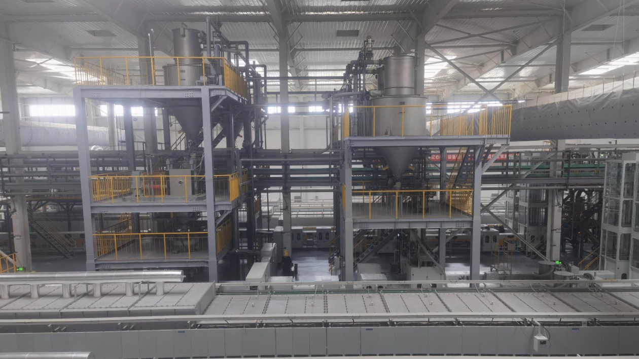 三大產(chǎn)業(yè)聚鏈成勢 新質(zhì)生產(chǎn)力項目落地再強鏈