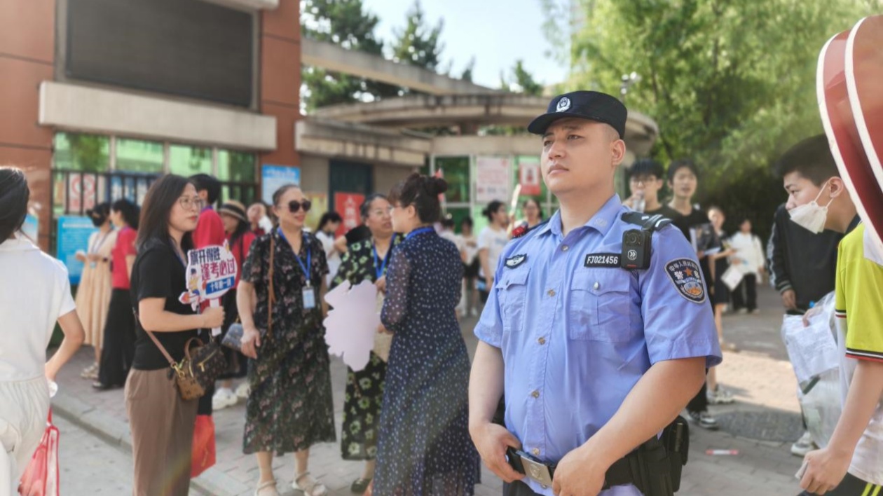 精細(xì)部署護(hù)航中考  冰城公安在行動(dòng)