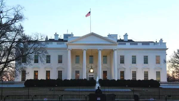 美總統(tǒng)特朗普簽署行政令結束對敘利亞制裁