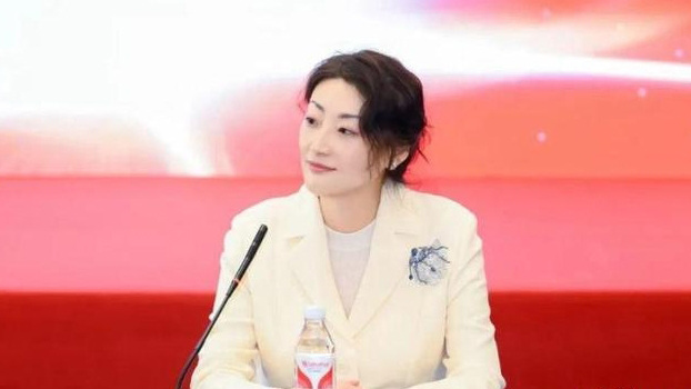 宗氏三兄妹在港起訴宗馥莉文書曝光 法院指令：被告需說明轉(zhuǎn)出的108.5萬美元下落