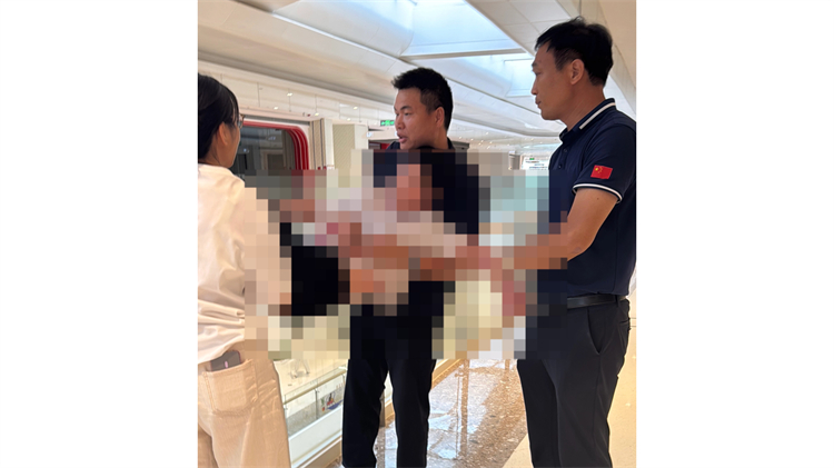 生死瞬間！深圳兩名退役軍人挺身救回輕生女子