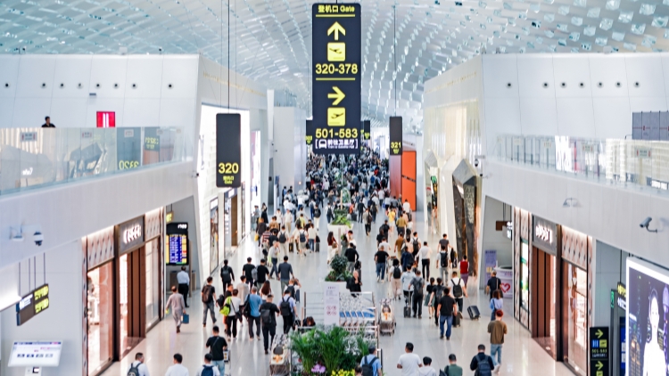深圳機(jī)場(chǎng)上半年旅客量超3200萬人次