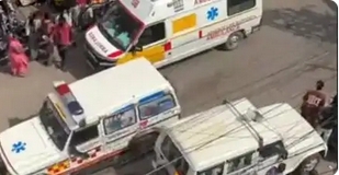 印度北部一神廟發(fā)生踩踏 至少6人死亡