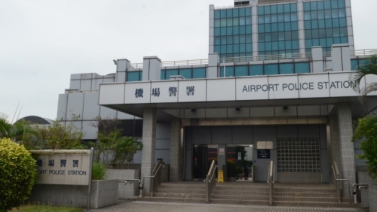 航班盜竊8.4萬(wàn)元財(cái)物 警拘3名內(nèi)地男