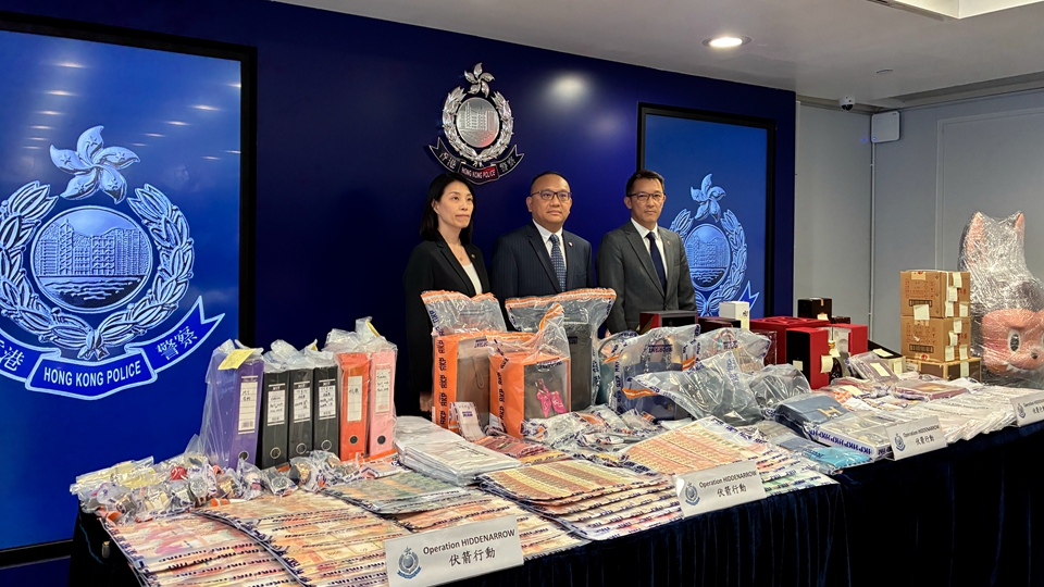 涉詐騙銀行貸款10.6億元 警方展開反黑社會行動拘10人 