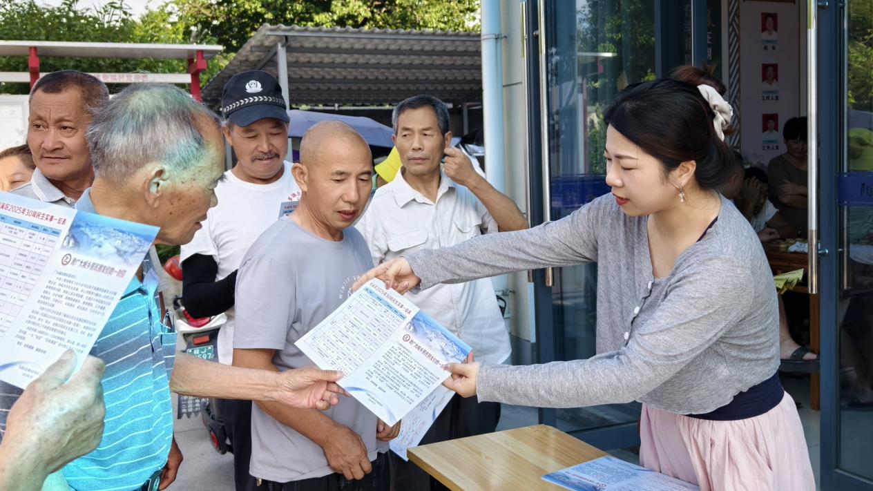 皖屯溪陽湖鎮(zhèn)：托起幸?！赶﹃柤t」