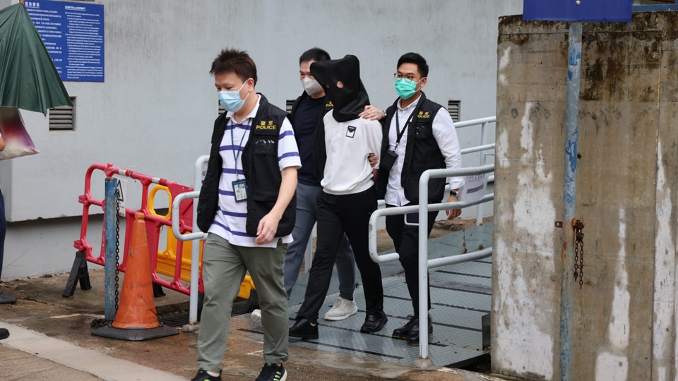 警方國安處拘43歲男子 涉恐嚇傳媒按指示報道支援海外逃犯內(nèi)容