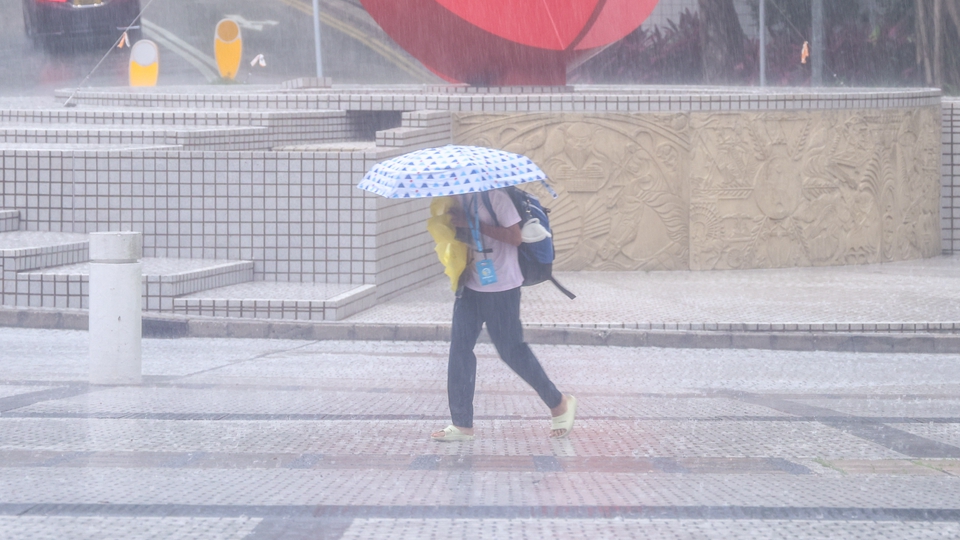 天文臺改發(fā)黃色暴雨警告信號