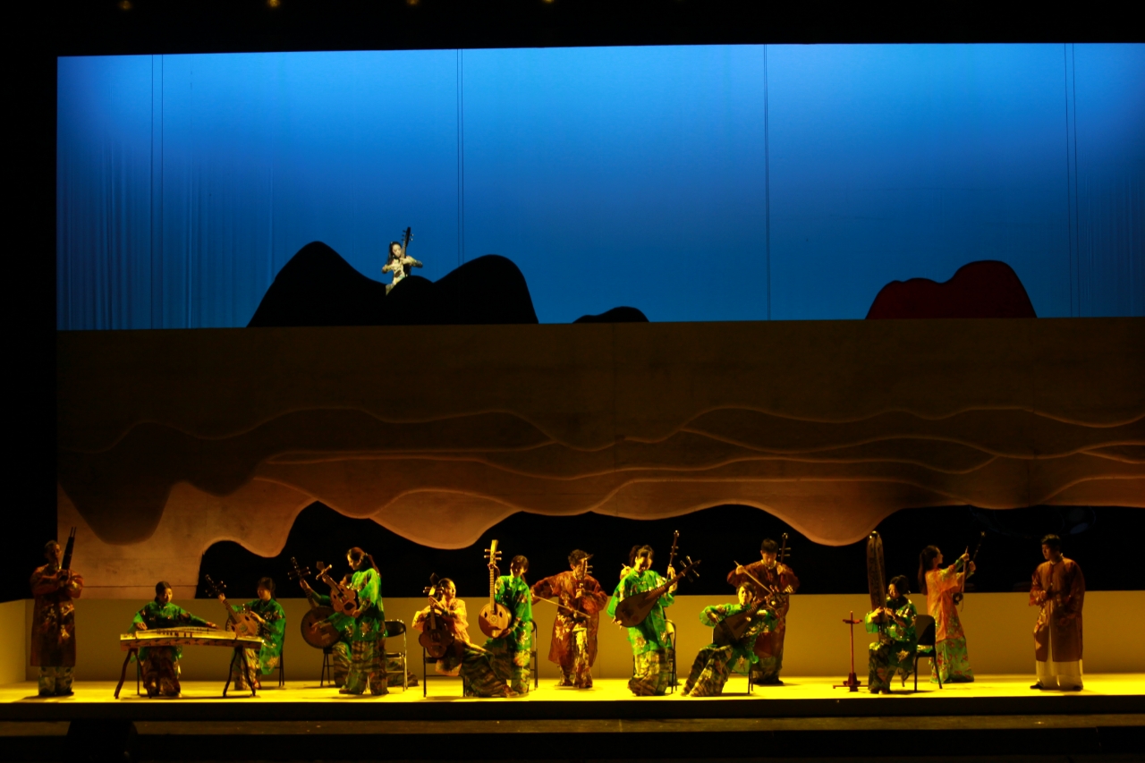 在傳承中創(chuàng)新 在創(chuàng)新中突破    上海民族樂(lè)器一廠有限公司的匠心之路