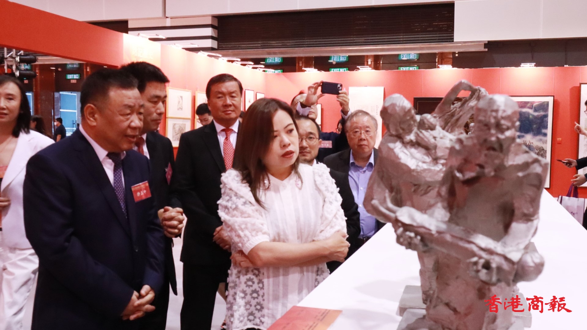 「銘記歷史 珍愛和平」名家名作展開幕 展出逾200幅作品 傳承抗戰(zhàn)歷史記憶