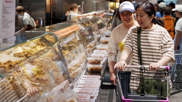 胖東來河南新鄉(xiāng)門店招工千人:20%崗位予退伍邊防軍人 2%崗位予犯罪前科者