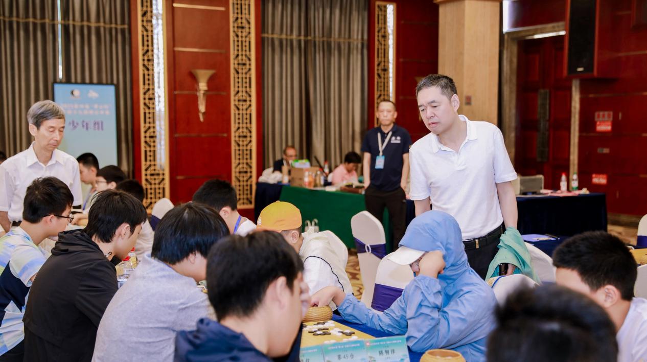 第四屆全國少兒圍棋公開賽在皖黃山區(qū)拉帷