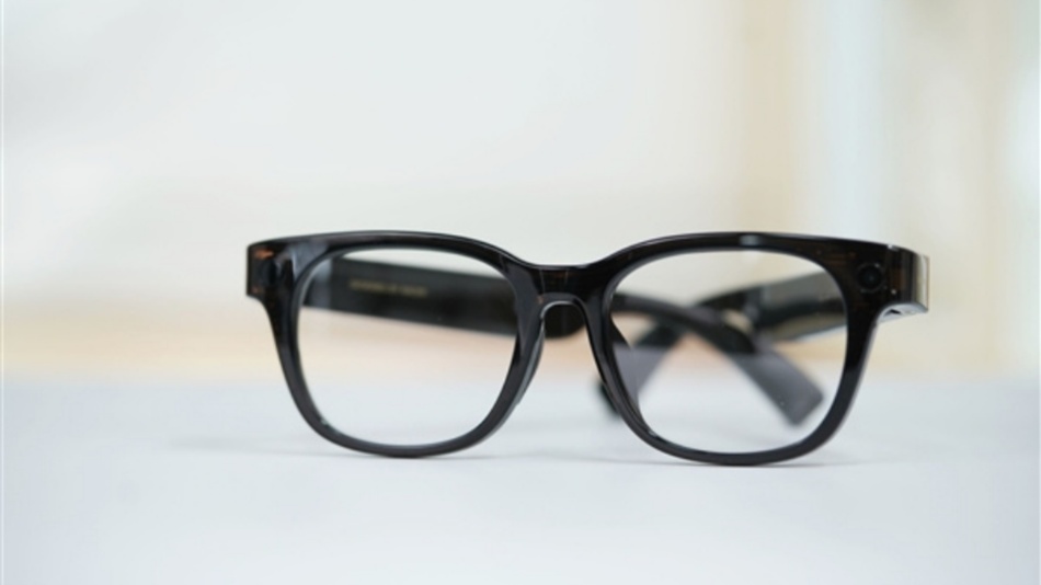 國內(nèi)上市公司加速AI眼鏡布局 產(chǎn)業(yè)鏈熱潮湧動(dòng)