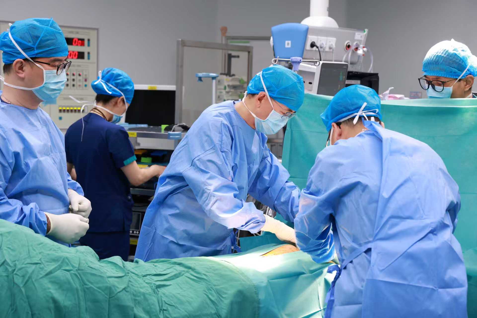 77865人！深圳醫(yī)師軍團(tuán)再擴(kuò)容