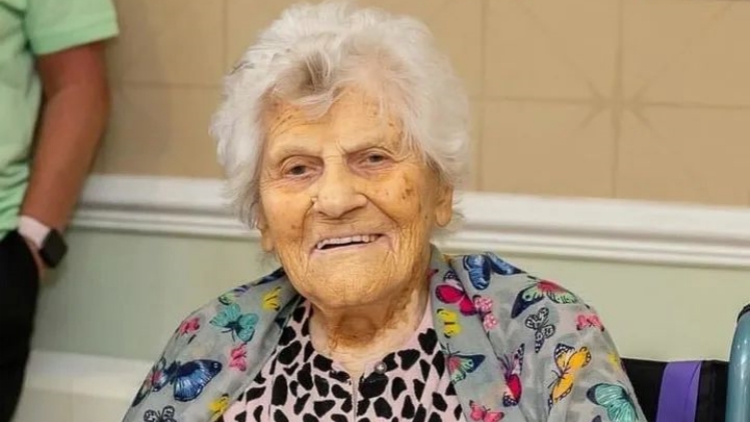 在世最長(zhǎng)壽老人迎來116歲生日！快100歲才放棄開車