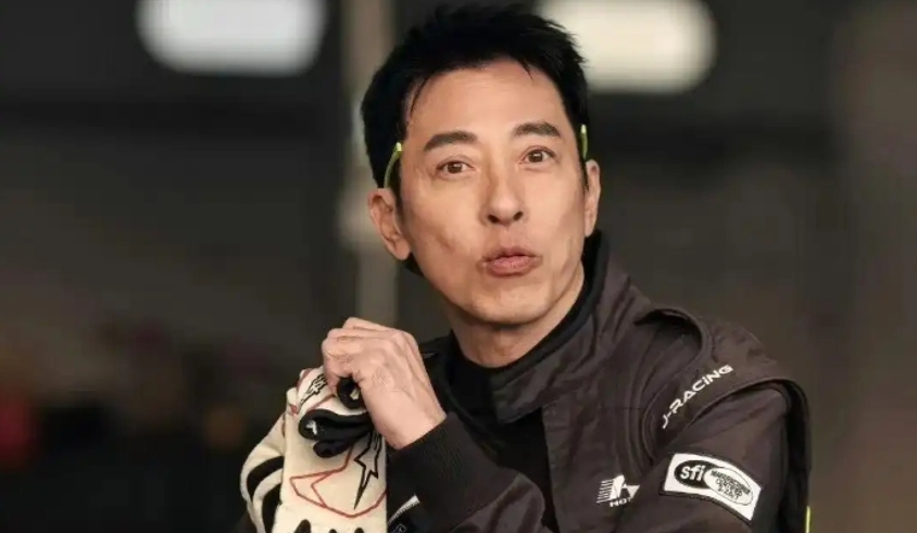 呂頌賢回應(yīng)肺部感染進(jìn)ICU ：全程昏迷，死過返生