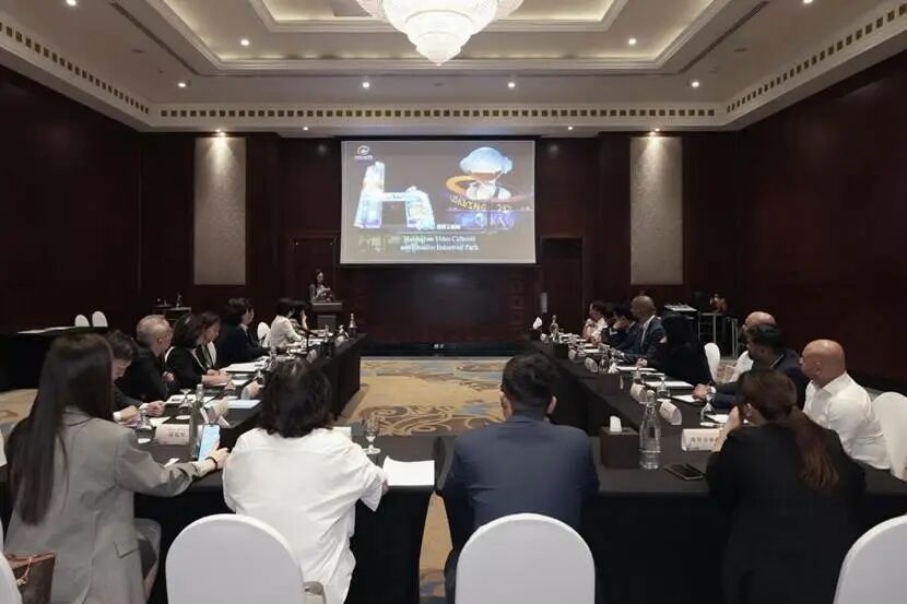 湖南文旅座談會(huì)在迪拜舉辦 湘阿攜手共譜文旅新篇章