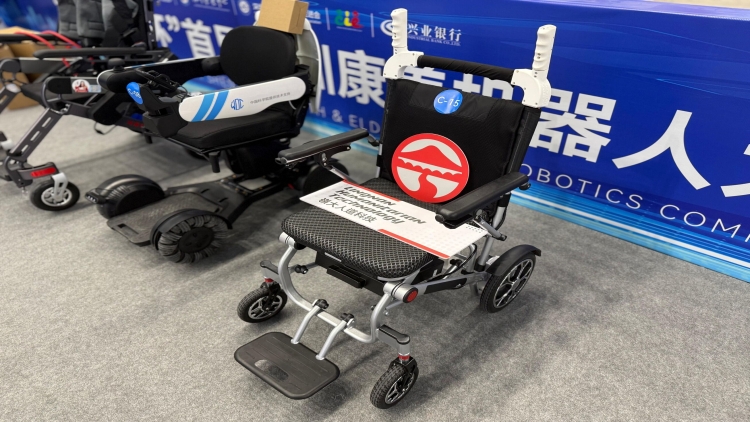 嶺大研發(fā)「CREW智能輪椅操控系統(tǒng)」 於首屆深圳康養(yǎng)機(jī)器人大賽榮獲「十佳技術(shù)創(chuàng)新獎」