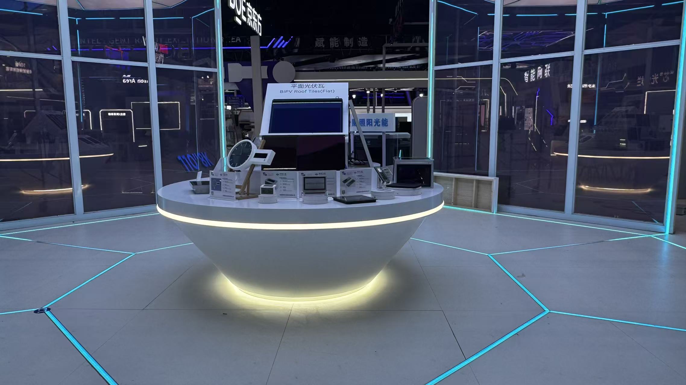 港商觀察 |「新站軍團(tuán)」閃耀世界製造業(yè)大會(huì) 詮釋硬核實(shí)力蓬勃生機(jī)