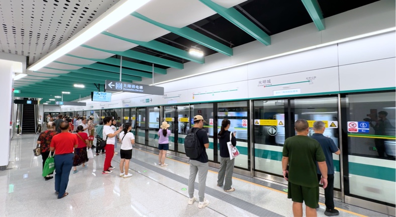 雙線齊開！深圳城市軌道交通邁入600公里時(shí)代