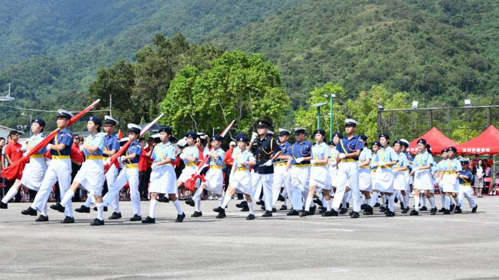 香港交通安全隊(duì)林村許願(yuàn)廣場升旗禮 承傳薪火為國家爭光