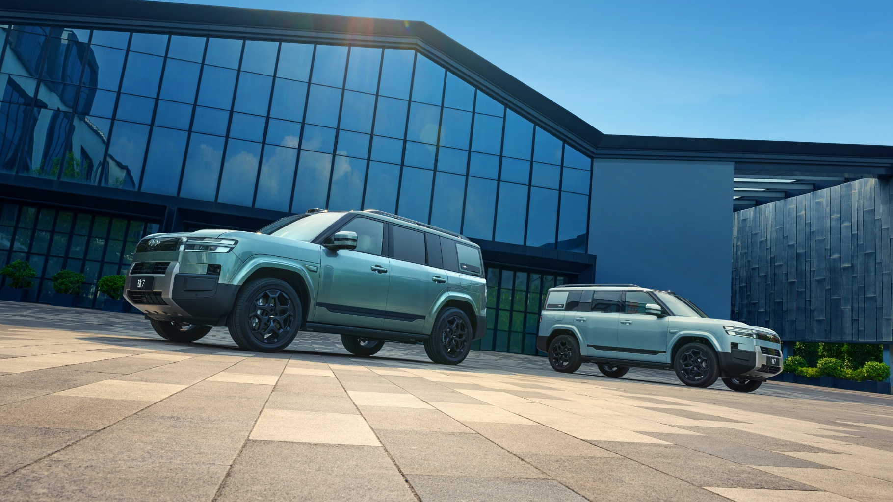 「大五座天花板」方程豹鈦7深圳火爆上市，售價 17.98萬元起