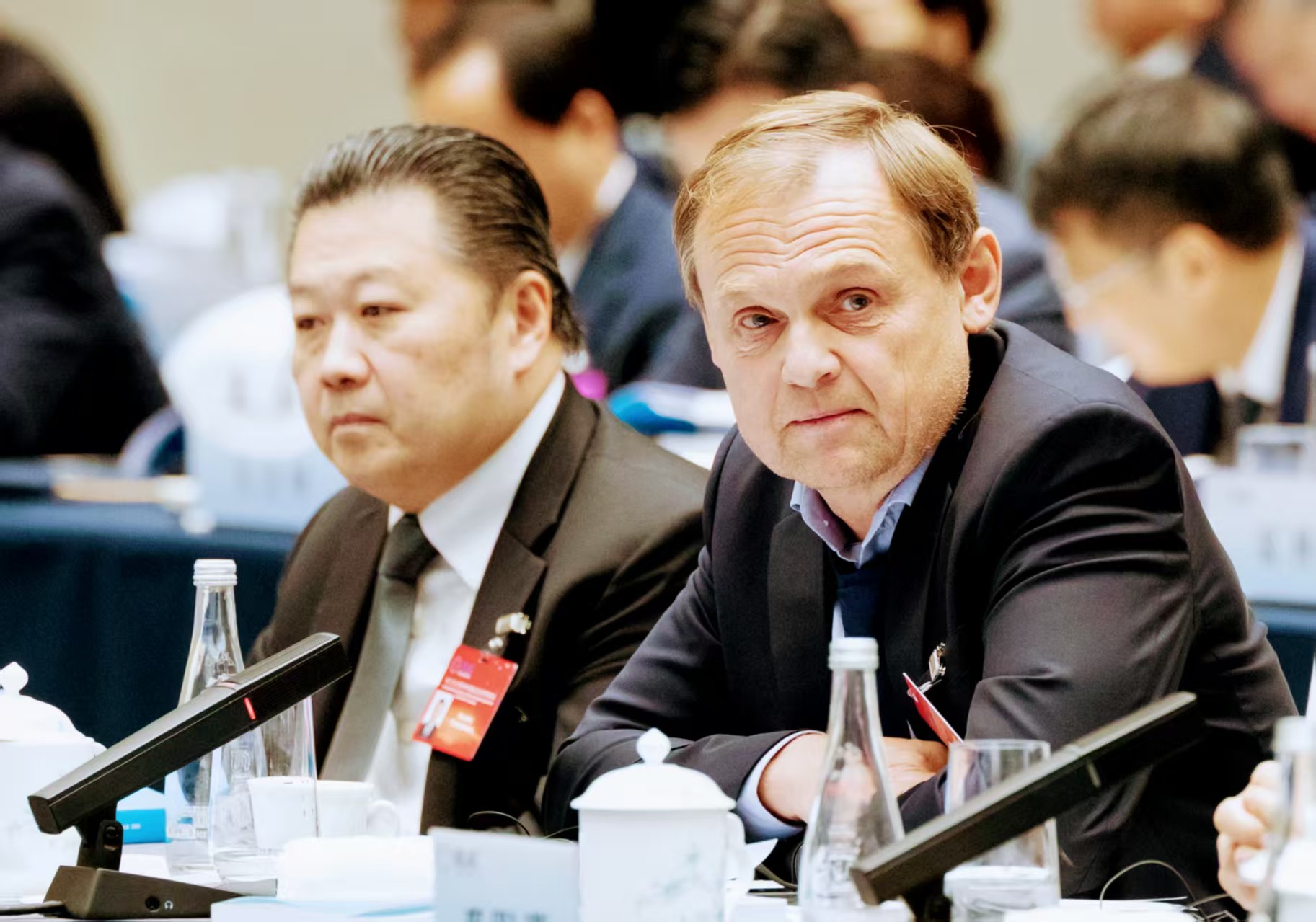 阿迪達(dá)斯全球CEO：以實(shí)際行動助力上海建設(shè)全球著名體育城市