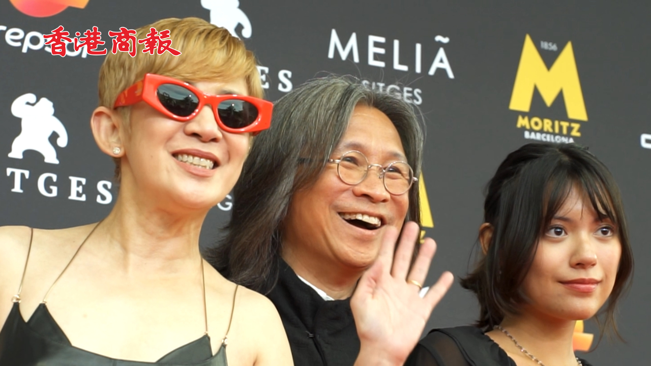 有片丨【娛樂】陳可辛榮獲「卓越榮譽(yù)大獎」 吳君如結(jié)伴同行共享殊榮