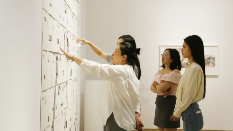 第七屆海外華人藝術(shù)家文化精品展深圳開幕