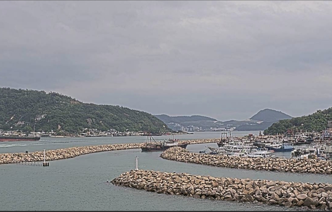 天文臺(tái)：今午5時(shí)20分直接發(fā)出三號(hào)強(qiáng)風(fēng)信號(hào)