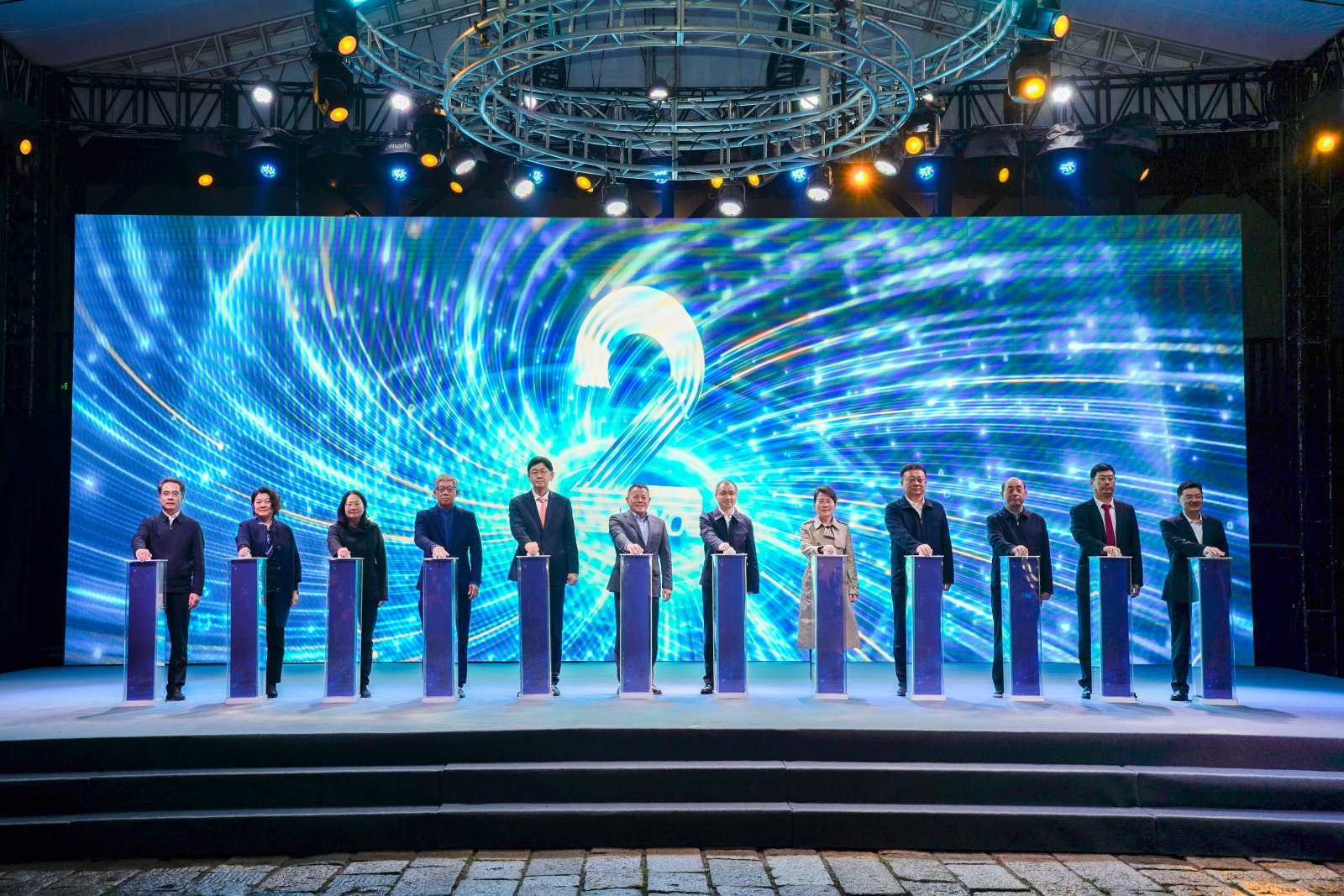 2025山東金秋消費季青島啟幕國際消費場景全球推廣引港企關(guān)注