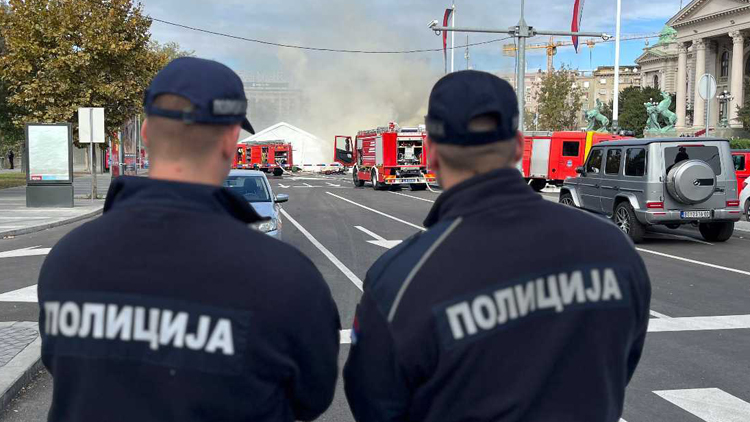 塞爾維亞首都發(fā)生槍擊和縱火事件 武契奇發(fā)表講話