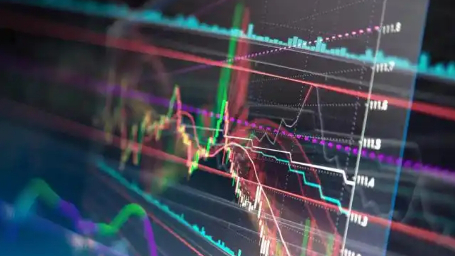 今年港股超購王——滴普科技開盤股價翻倍