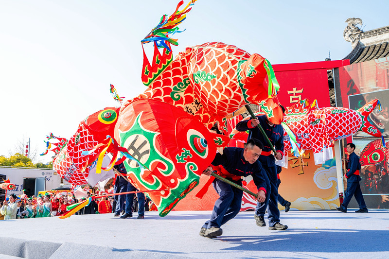 【港商觀察】歙縣魚燈團體標準發(fā)布 徽州非遺「繁花」綻放