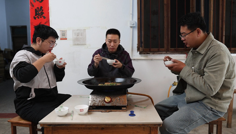 皖歙縣：深渡毛豆腐  藏著時光的味道