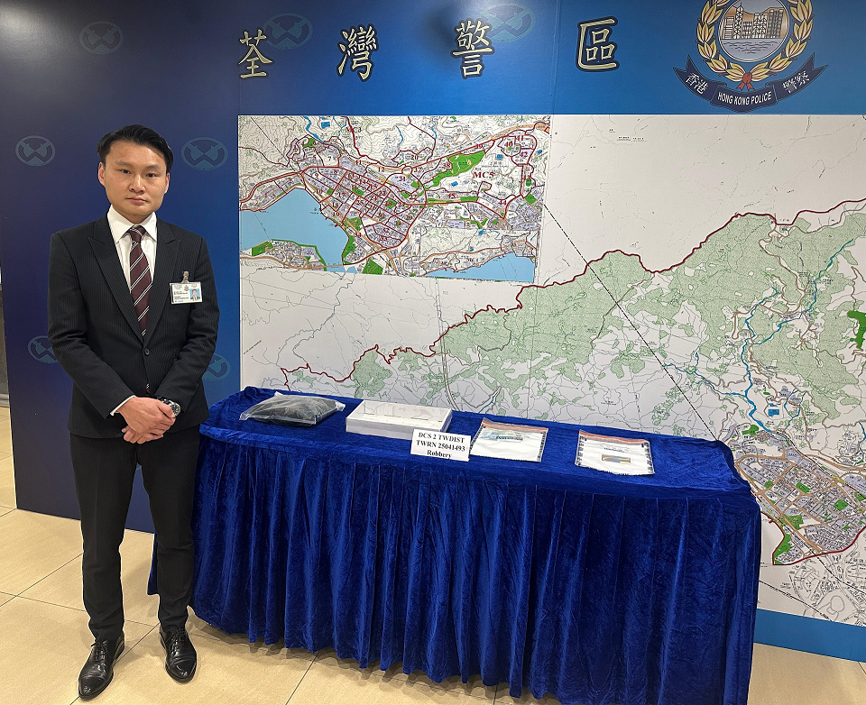 女子荃灣梯間遭持刀行劫 警拘六旬賊檢利刀