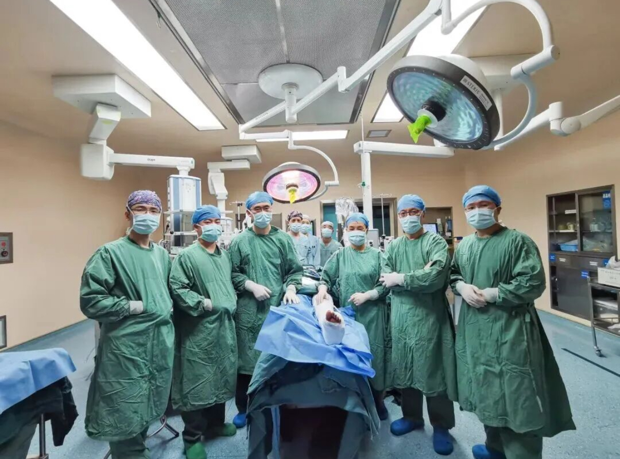 無錫各界愛心援港醫(yī)療專家整裝待發(fā)