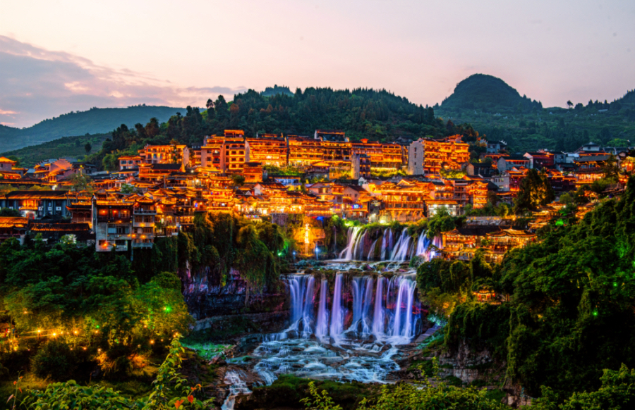 芙蓉鎮(zhèn)獲評文旅品牌出海百強案例