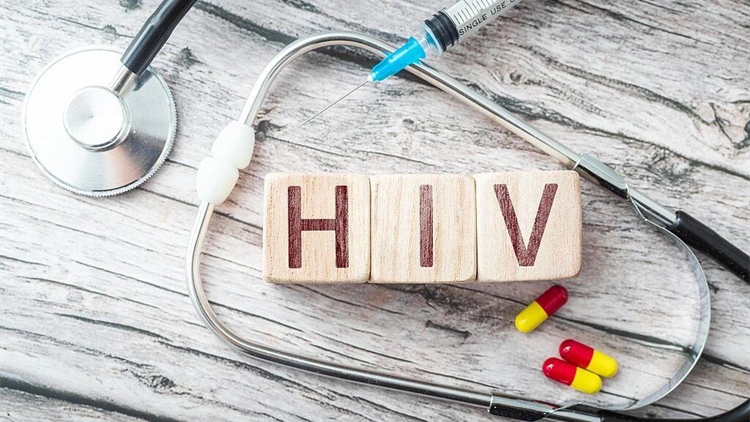 感染了HIV≠得了愛滋??！關(guān)於愛滋病，這些要了解↓