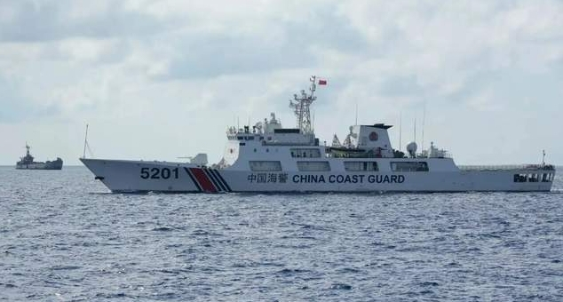 中國(guó)海警驅(qū)離日非法進(jìn)入我釣魚(yú)島領(lǐng)海船隻