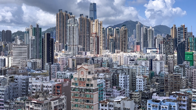 美聯(lián)料全年樓價(jià)升5% 終止3年連跌   