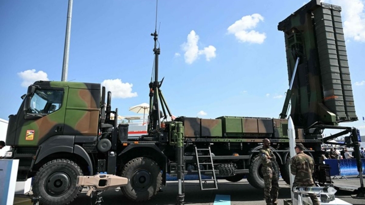 臺(tái)軍方承認(rèn)天價(jià)軍購預(yù)算受美方「指導(dǎo)」