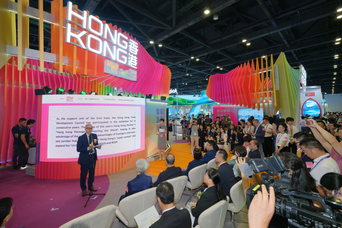 2、香港—廣西—RCEP交流會(huì)現(xiàn)場(chǎng)，香港貿(mào)發(fā)局華南首席代表黃天偉致辭（主辦方供圖）.jpg